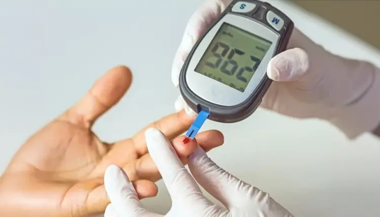 Illustration of a blood glucose meter displaying improved readings