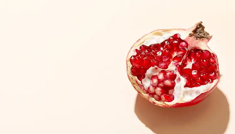 pomegranate fruit and extract